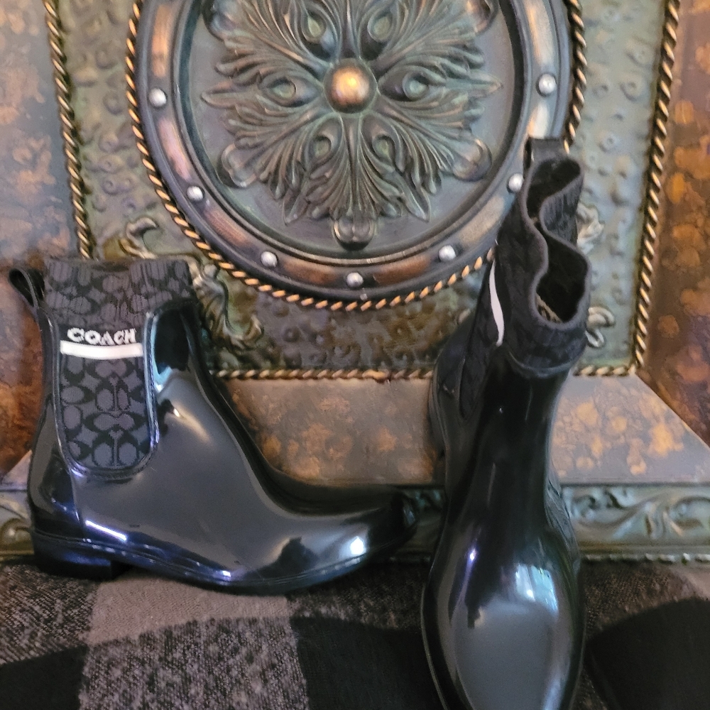 Women Coach Rain Booties